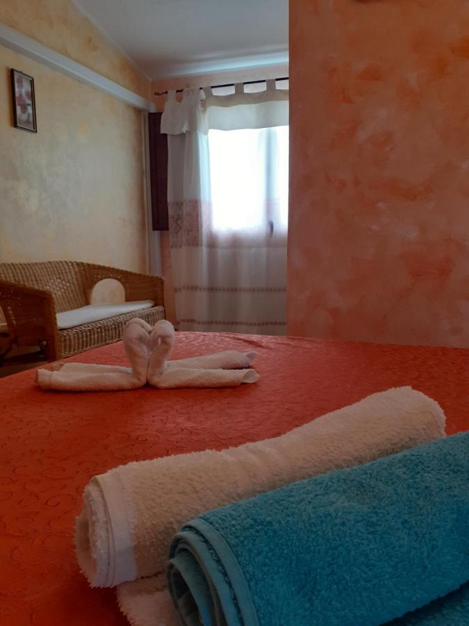 B&B Sa Funtana 카데두 외부 사진
